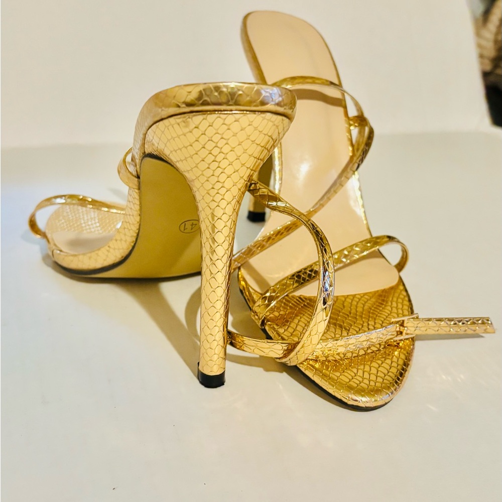 Elegant Gold Strappy Heels